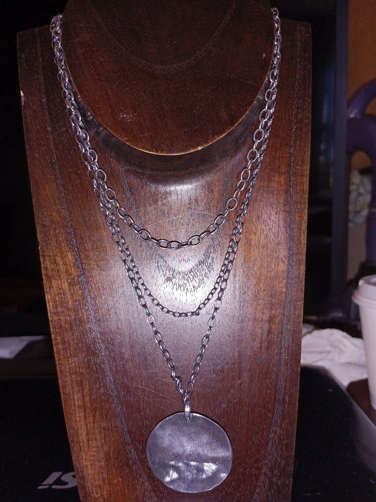 16 ISREAL STERLING SILVER 3 TIER NECKLACE W/ROUND PENDENT