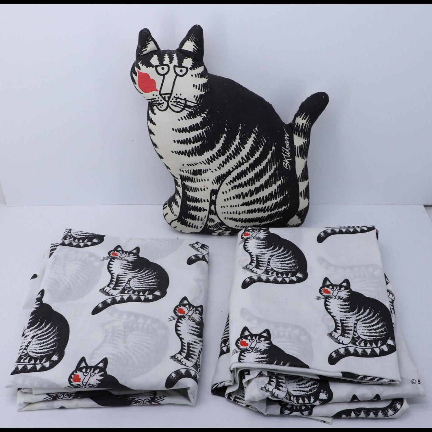 Kilban Cat Kiss Lips Stuffed Pillow & Twin Size Flat & Fitted Sheet Set 1970s