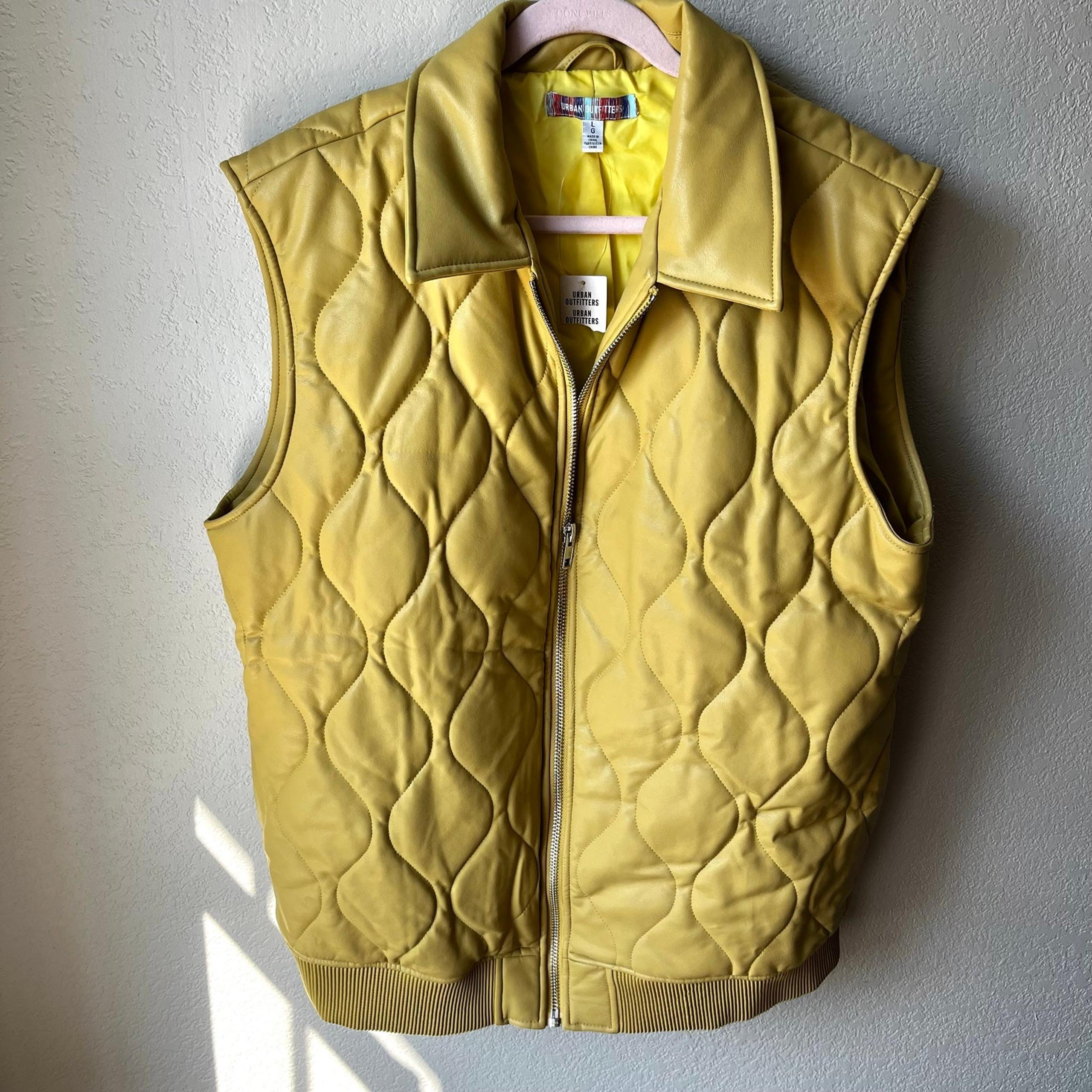 Urban Outfitters NWT Annie Faux Leather Liner Vest Oversized Quilt