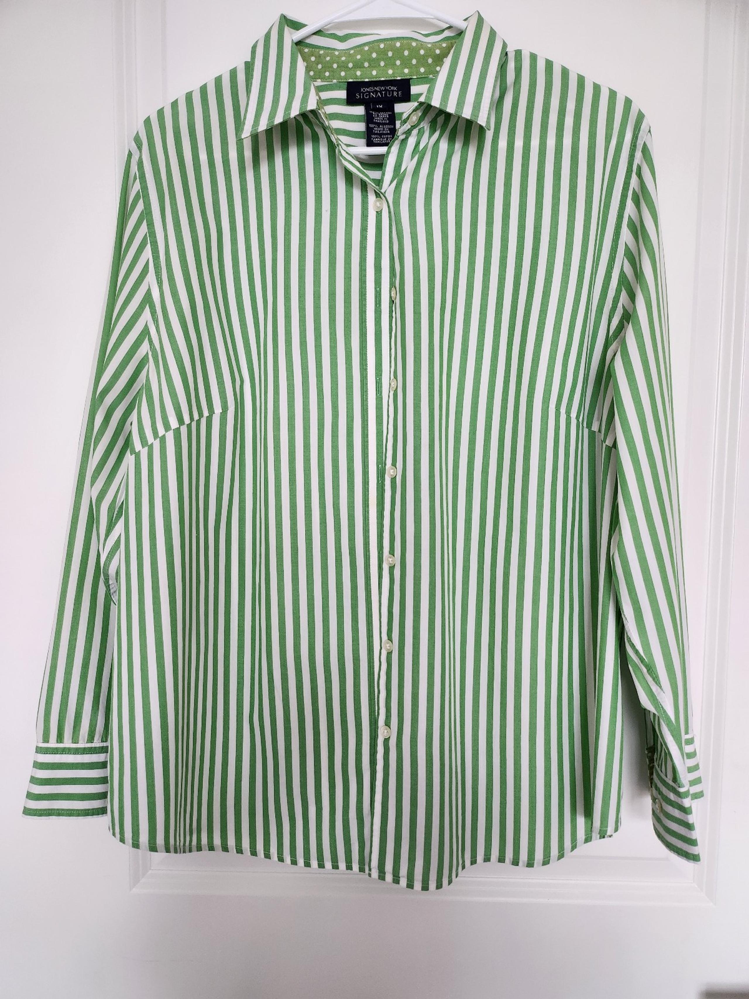 Jones New York 100% cotton button-down shirt