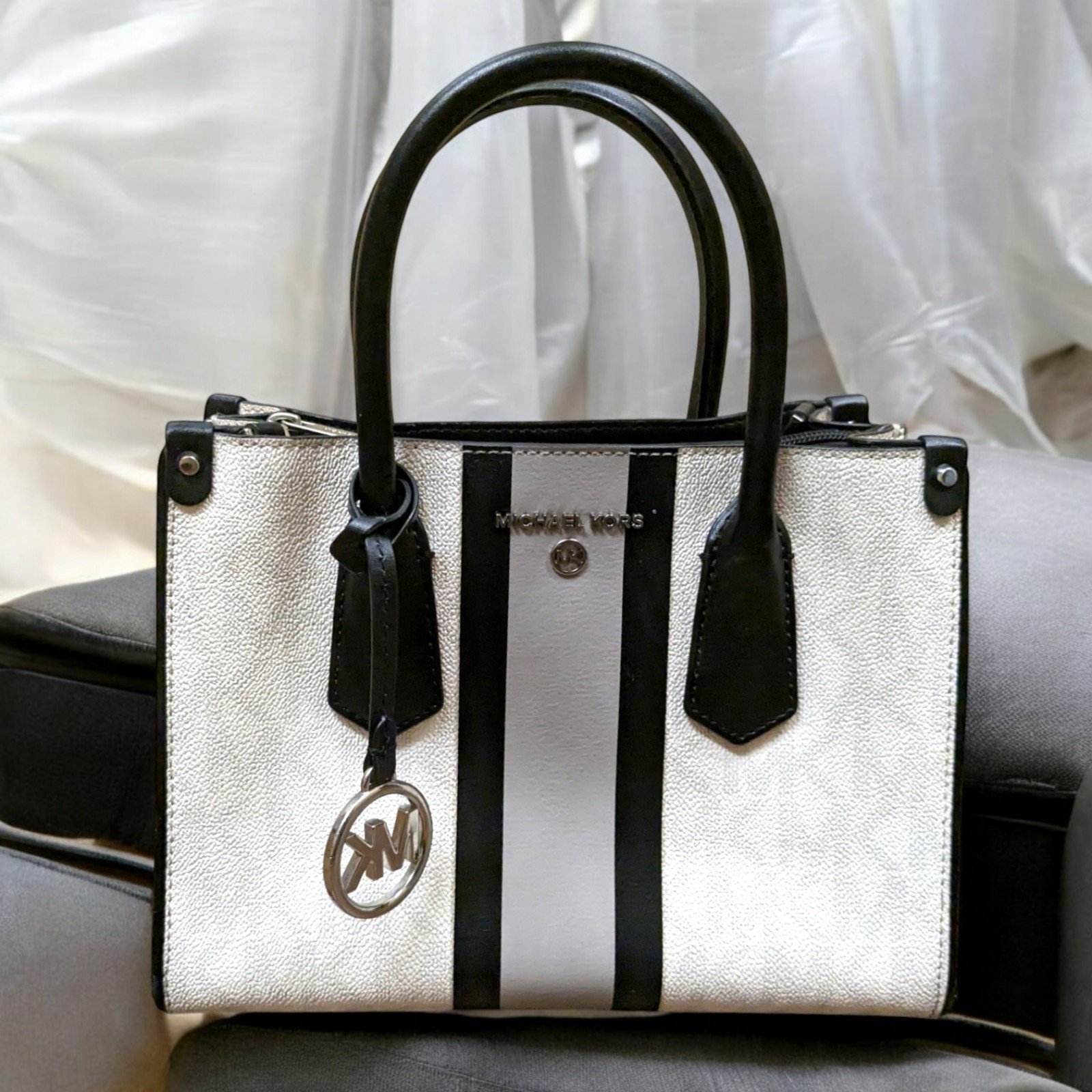 Michael Kors small white / black handbag with Grey stripe comes w/ strap