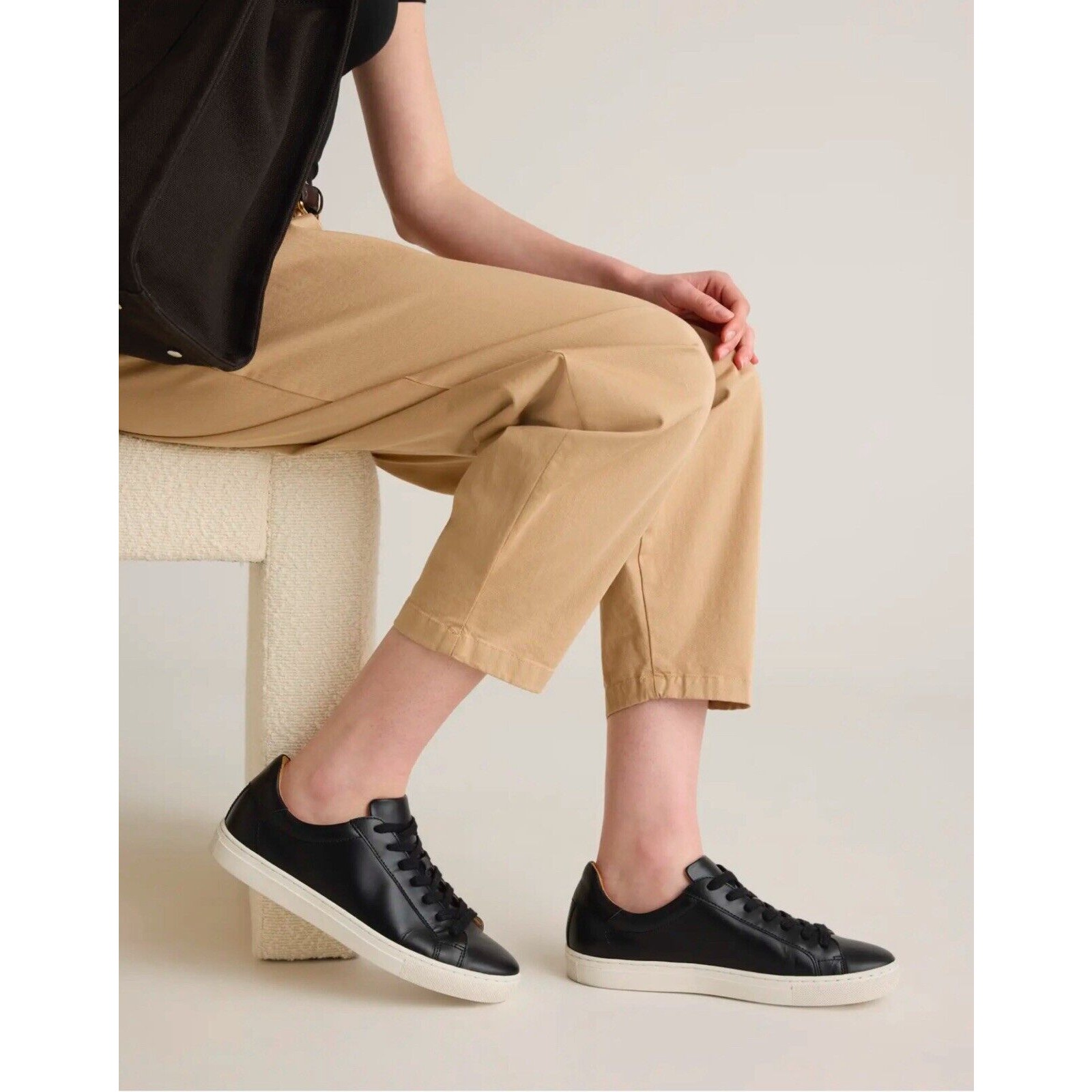 NWOT Quince 100% Leather Black Everyday Sneaker Lace-up Women’s Size 7 1689-19
