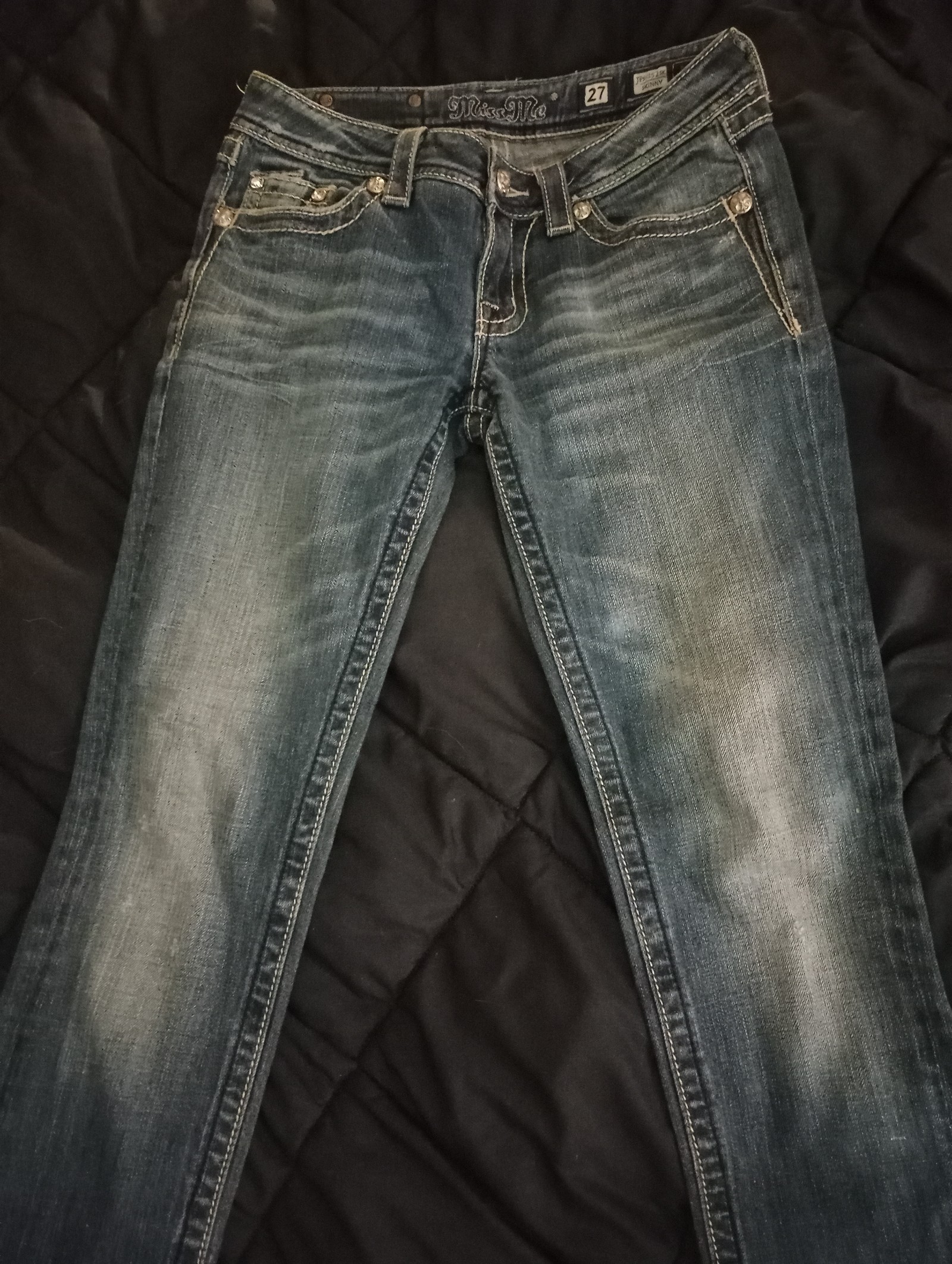 Miss Me jeans like new. 27 waist.