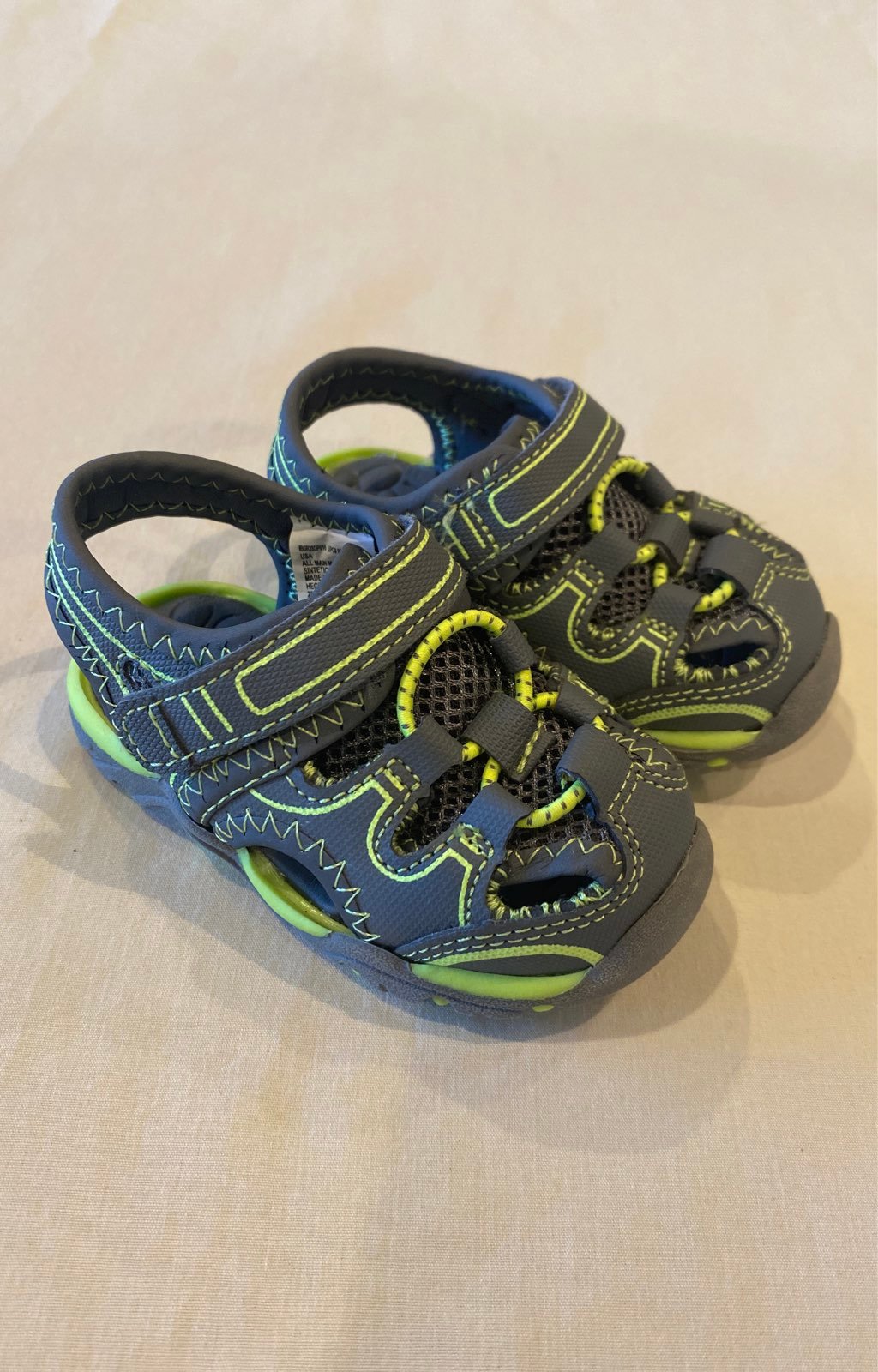 Garanimals water best sale shoes