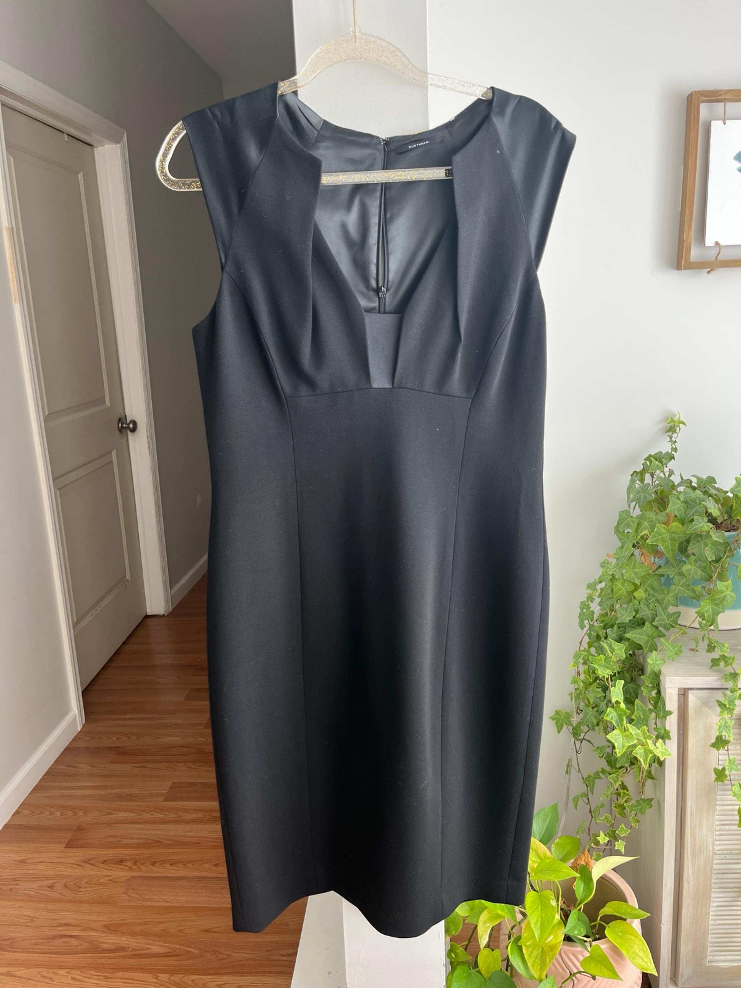ELIE TAHARI Black Sleeveless Sheath Dress