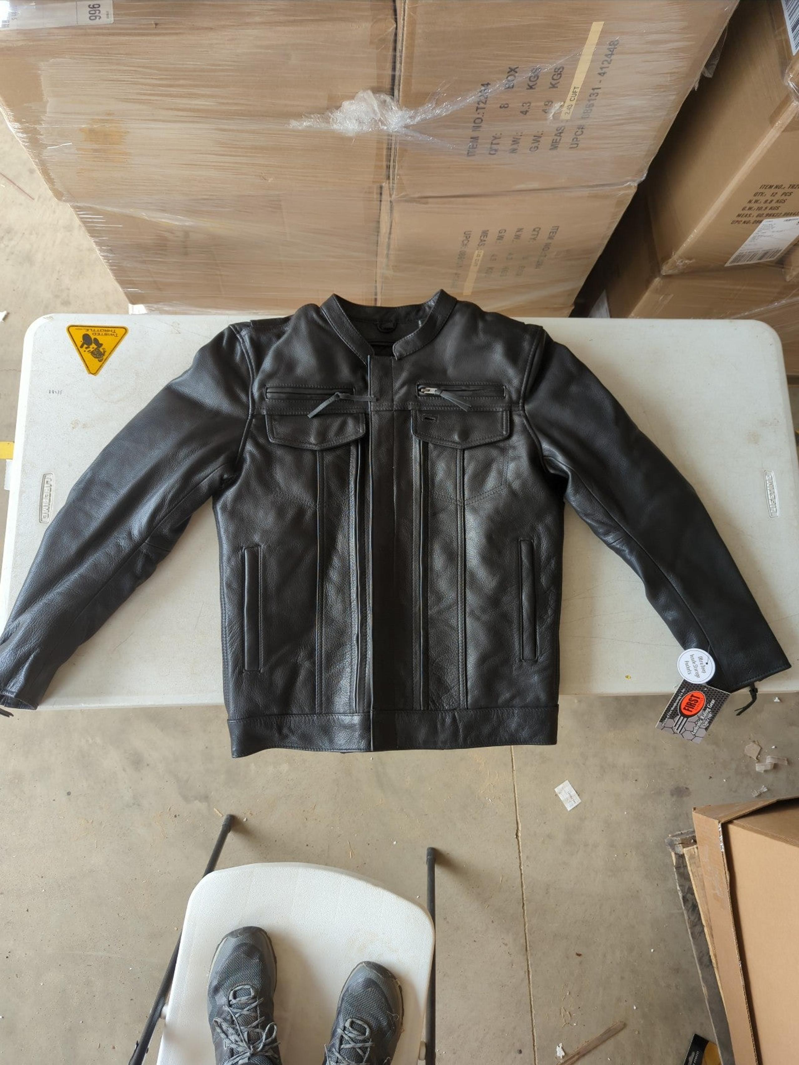 First manufacturing first classics medium black leather motorcycle jacket