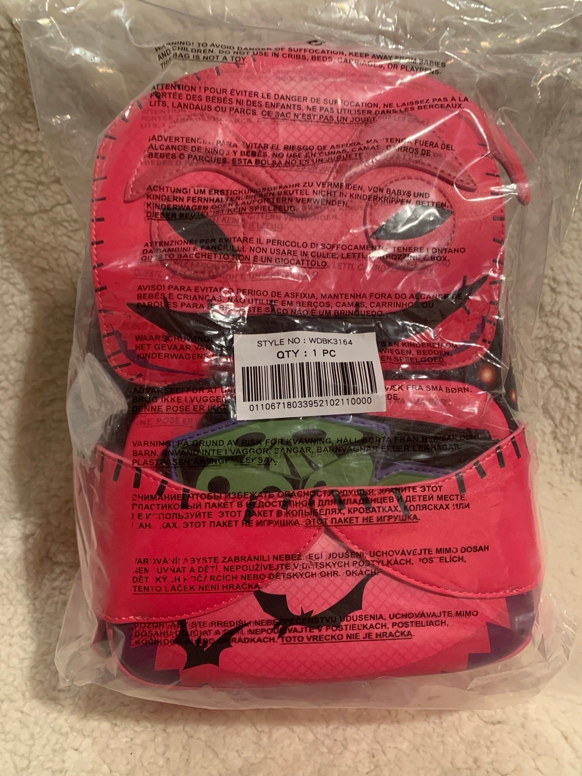 Funkopop x Loungefly - Neon Oogie Boogie backpack - limited edition NY Comic Con