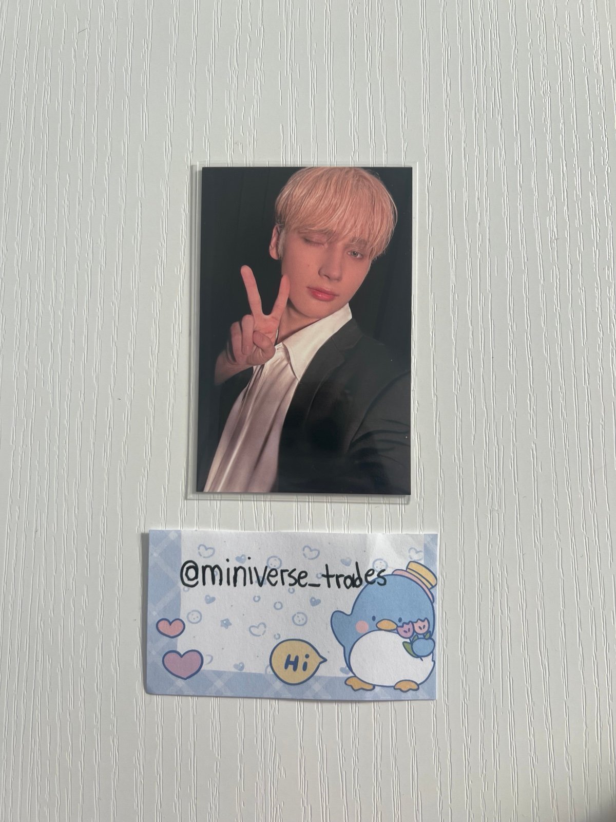 Hueningkai Freefall Broadcast Photocard