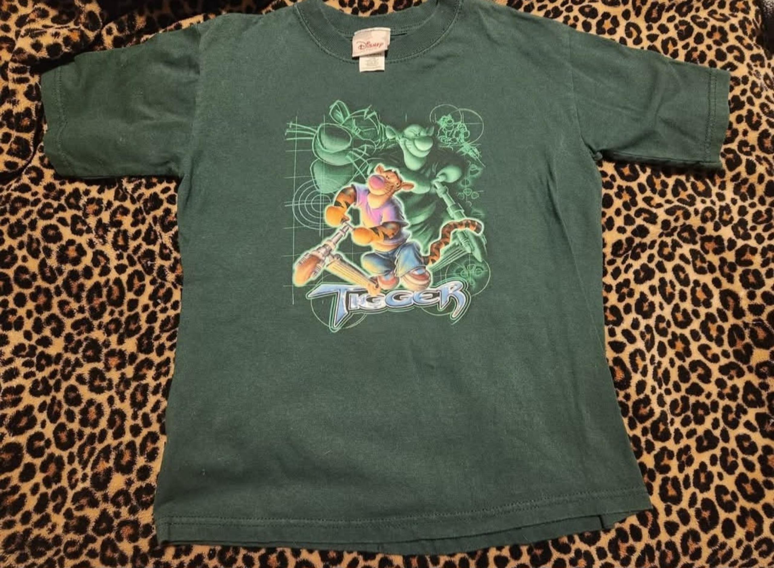 Disney Store Vintage Tigger Boys Shirt Small 6-6X