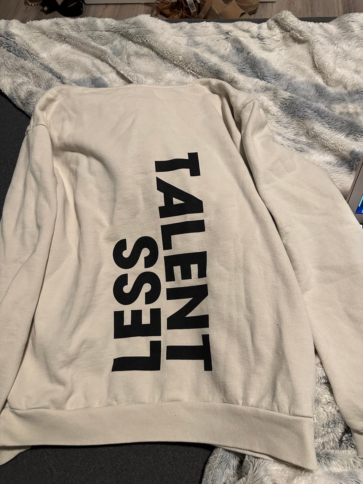 Heavyweight talentless hoodie