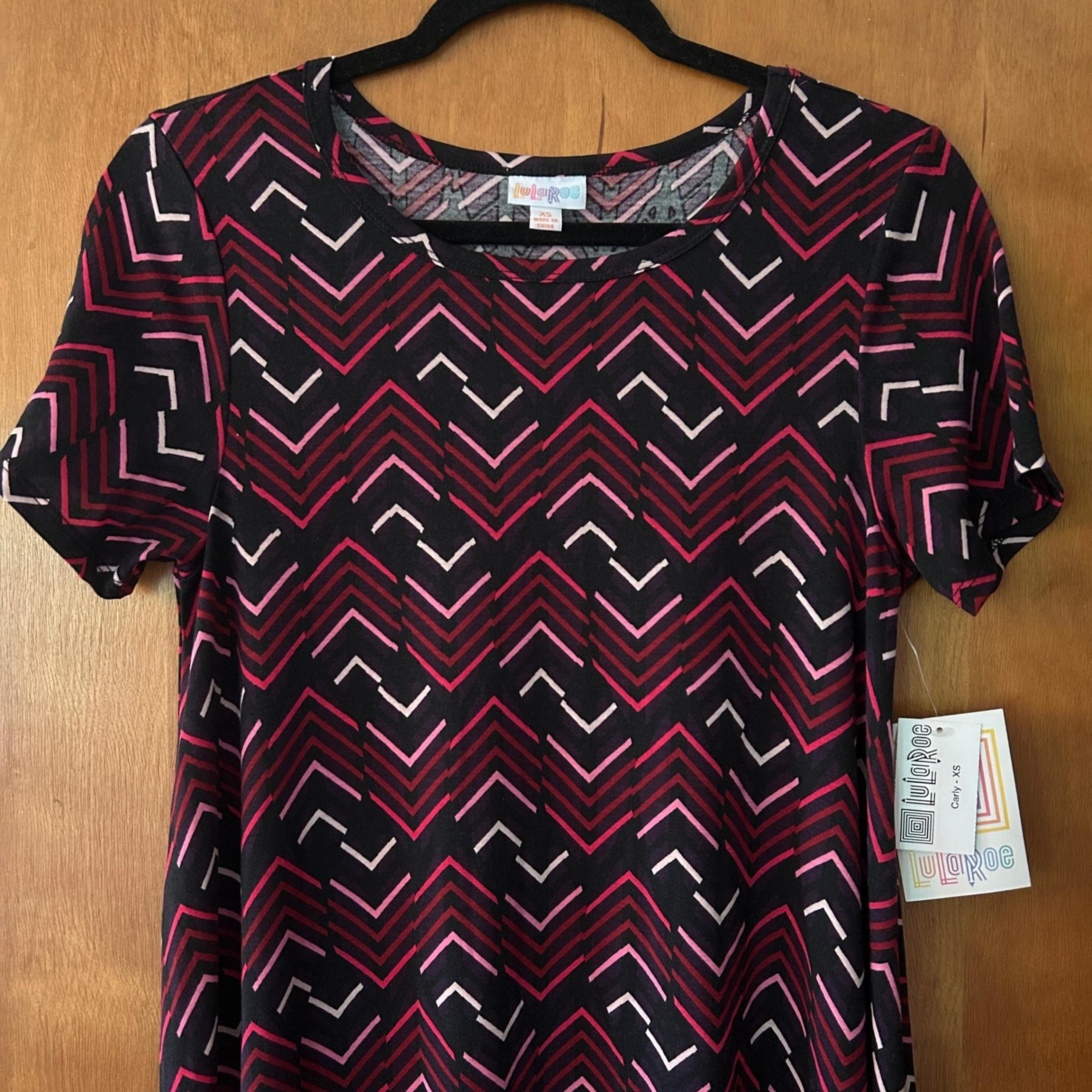 LuLaRoe Carly Dress Chevron Print Casual Comfy Stretch High Low Women XS NEW TAG