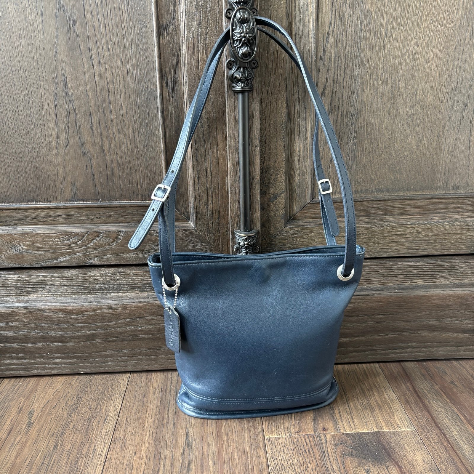 Vintage Coach Style No. 4241 - Westport Bucket Bag Navy Blue Leather Nickel