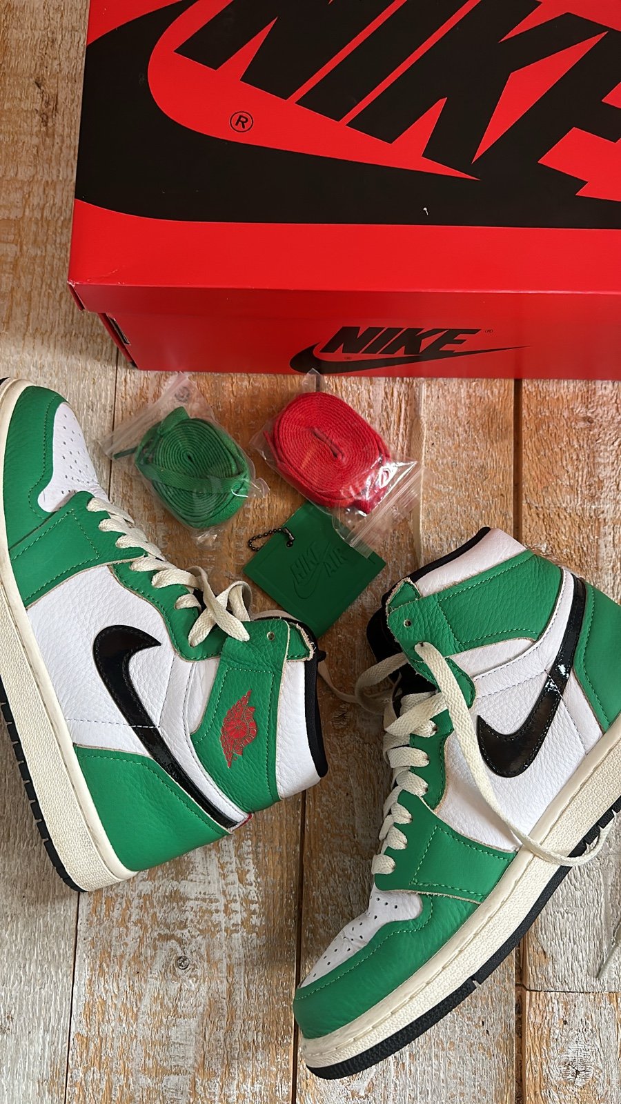 Women’s Nike Jordan 1 OG