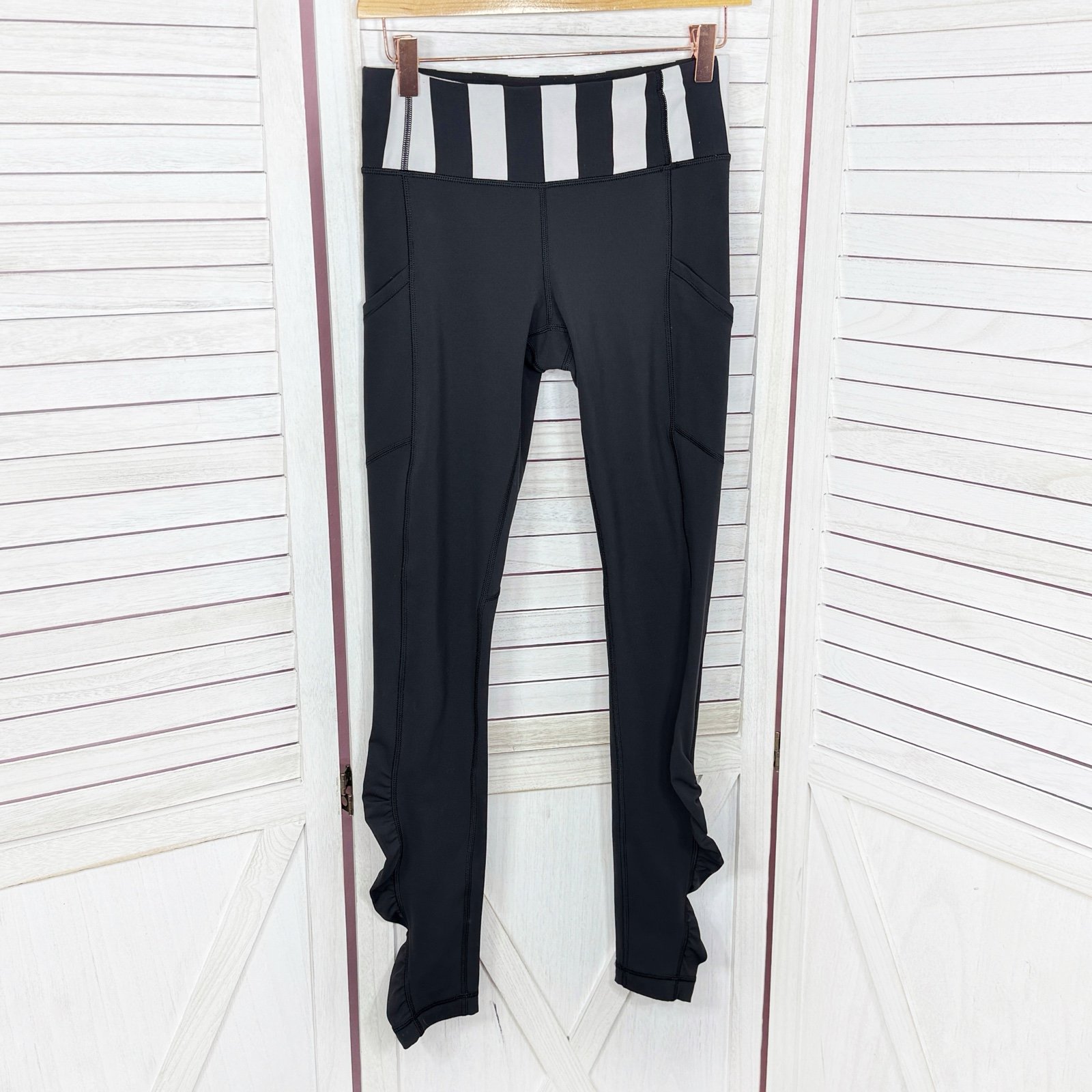 Lululemon Speed Ruched Ankle Striped Waist Leggings Black White 4