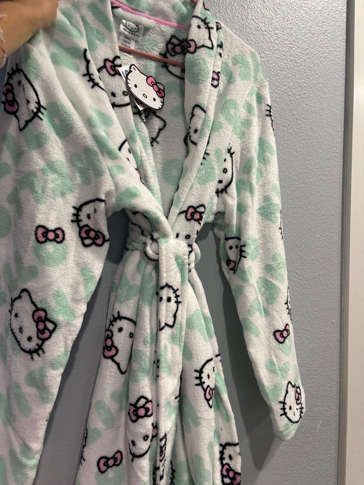Hello kitty robe