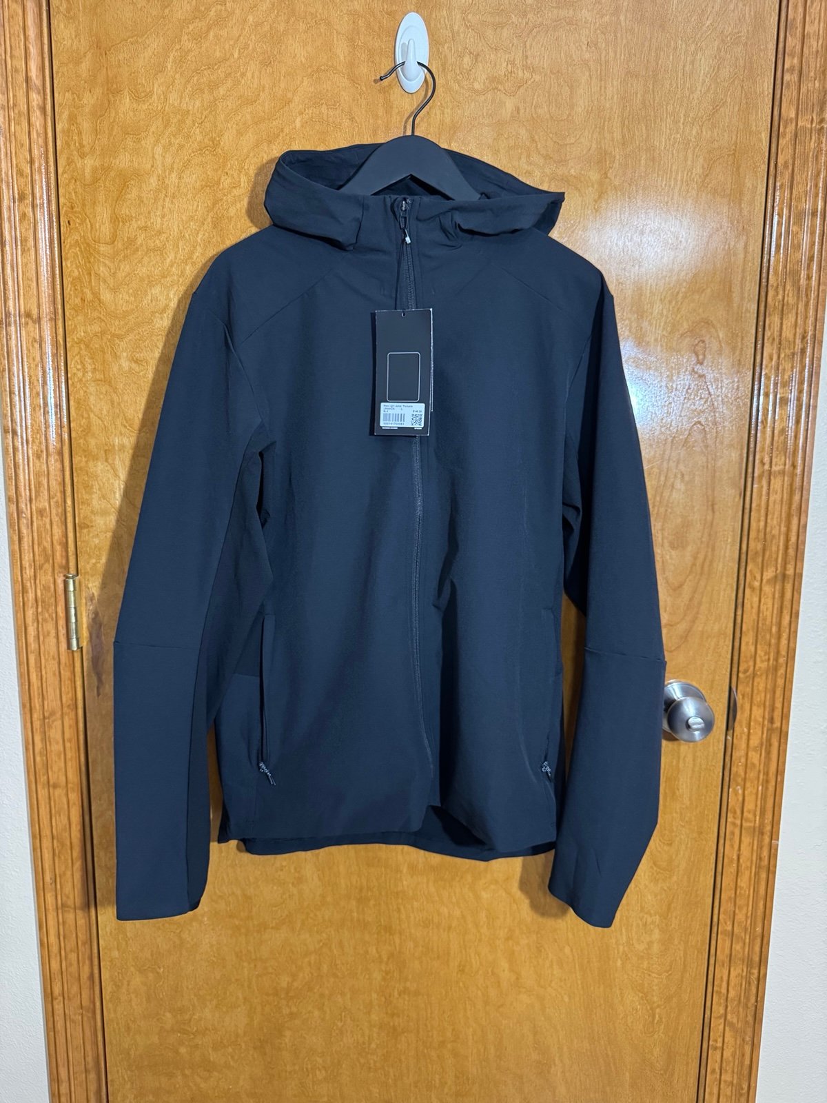 3RD RESTOCK Lululemon Men’s “Warp Light” Packable Jacket (L)