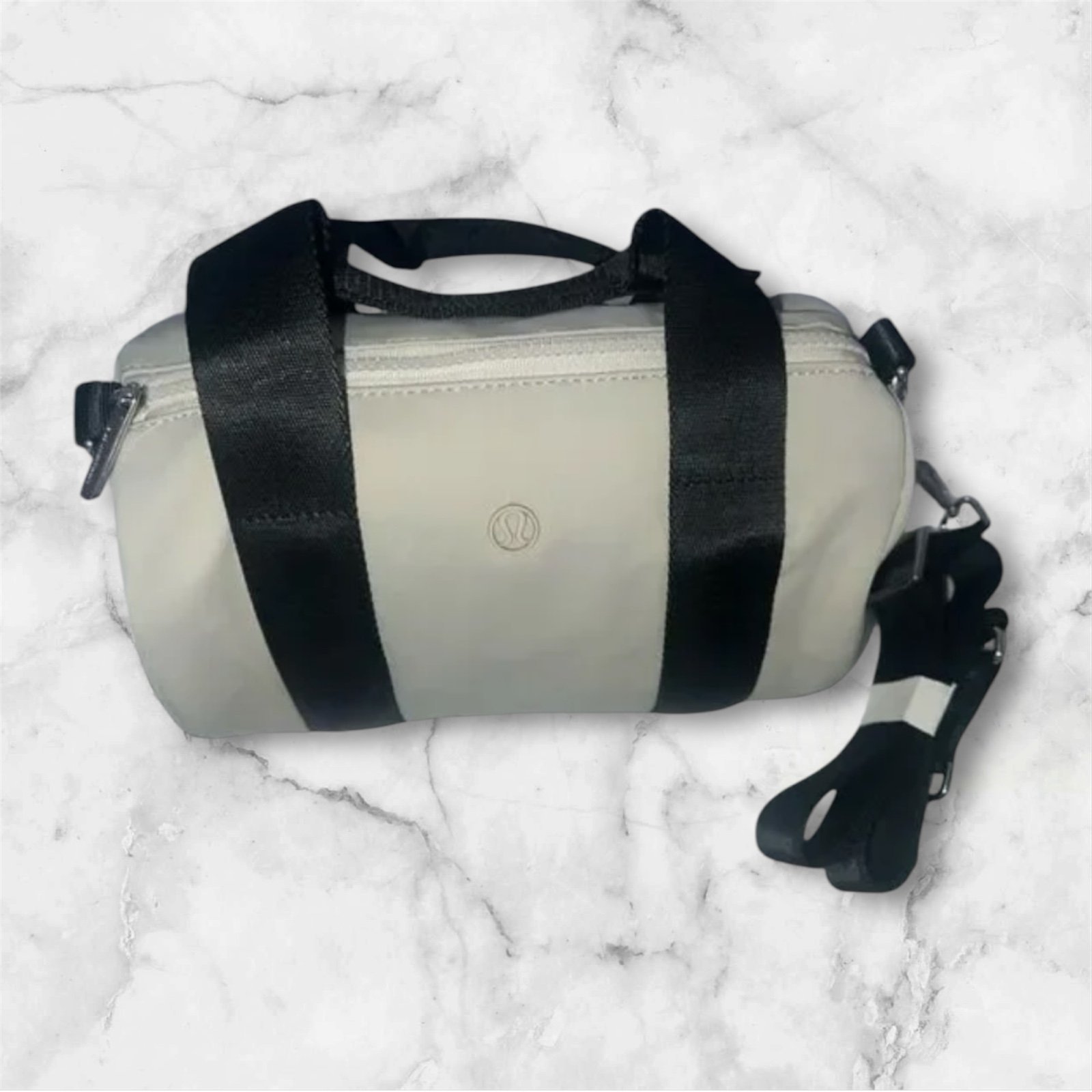Lululemon barrel