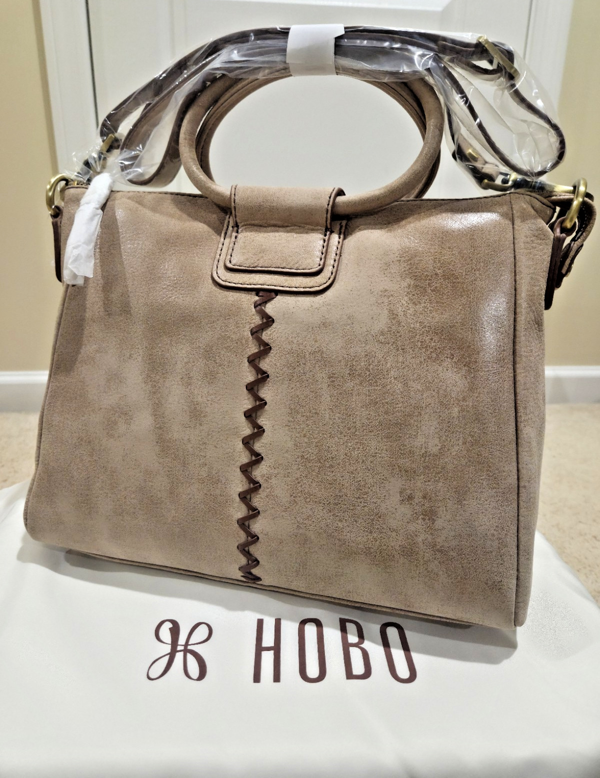 NEW HOBO Bags Sheila Medium Satchel Buffed Leather | Hazel Brand New Free Ship ~