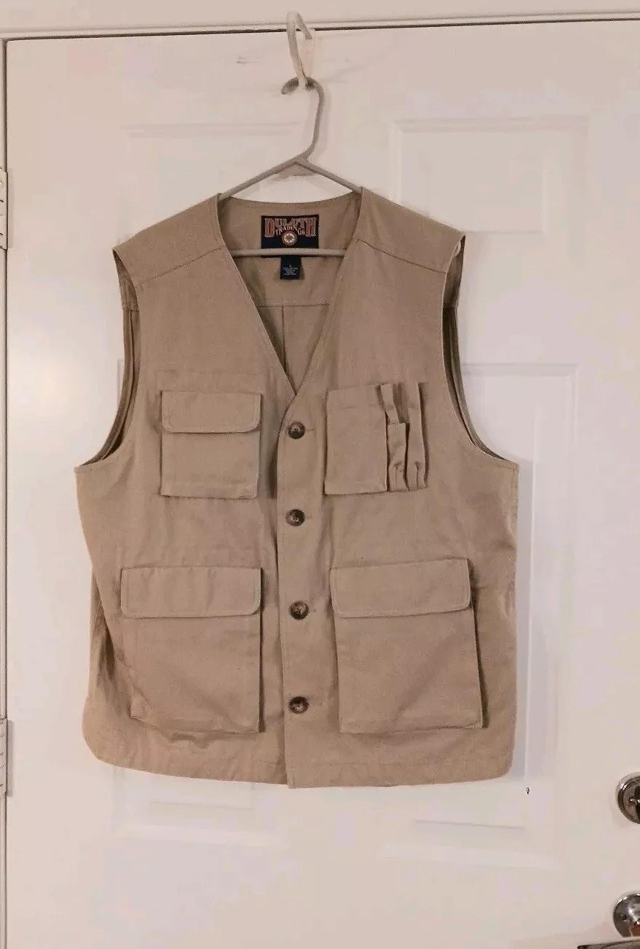 Duluth Trading Co Vest Men's Size Large Cotton Canvas Work Beige Outdoor Jacket