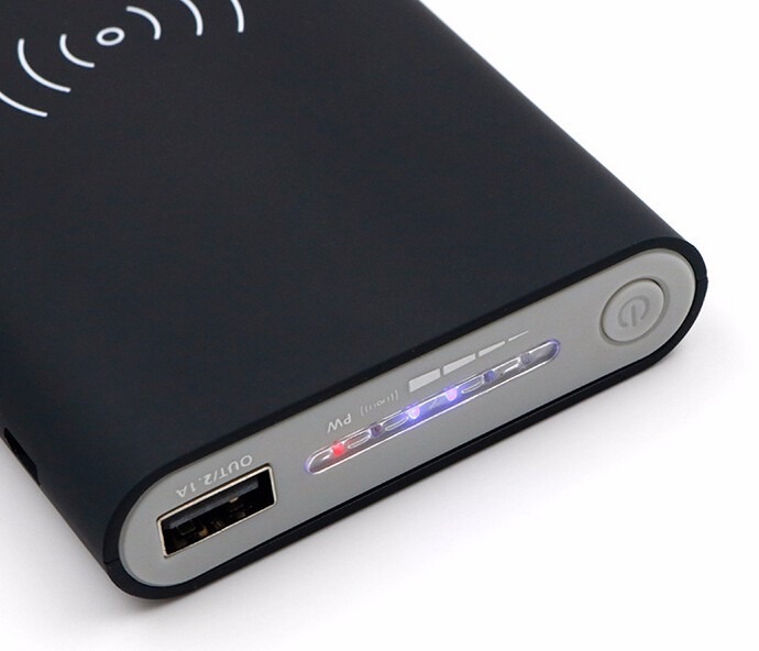 New Arrival 10000mAh Portable Wireless Charging Powerbank External Battery Phone