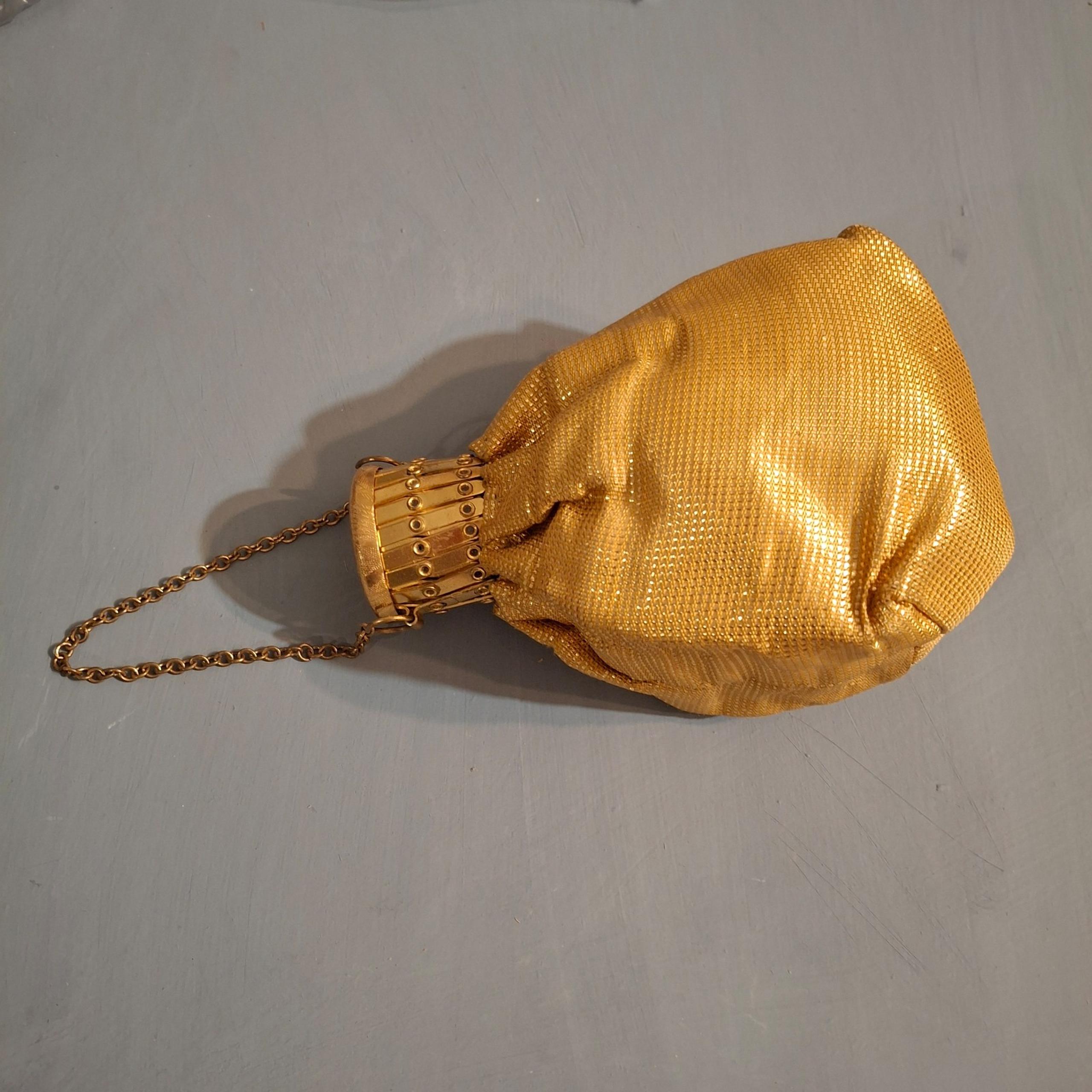 Vintage 1950s Gold Thread Fabric Beggar's Expandable Opening Evening Handbag