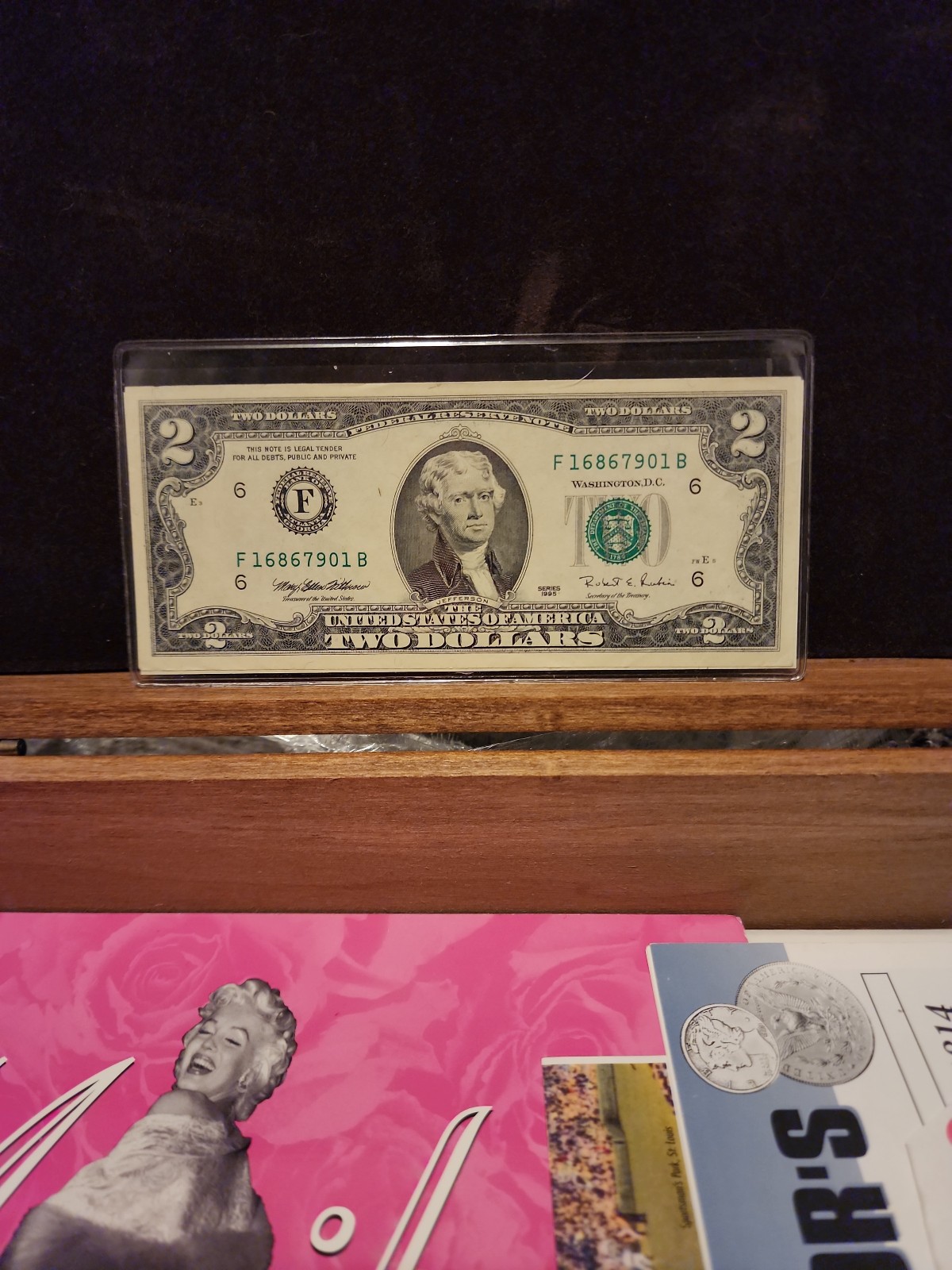 2 dollar bill 1995 6 series uncirculated bill