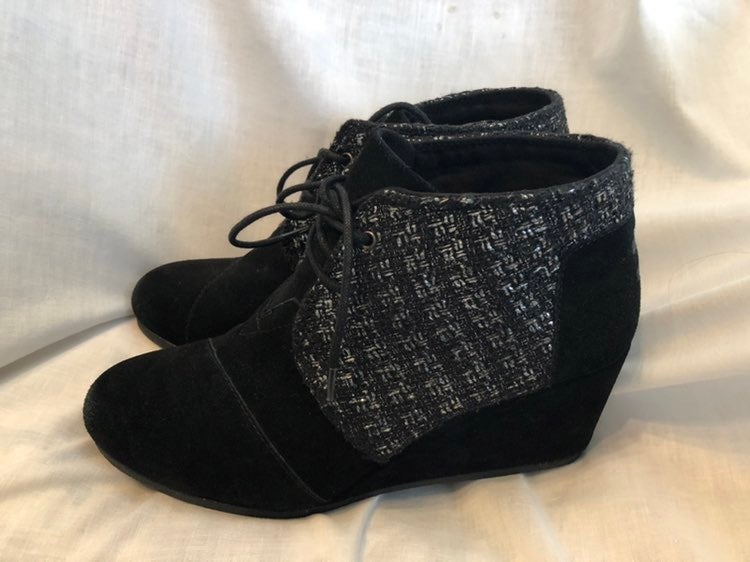 Toms Kala Desert Wedge Boots Shoes Black Silver Sparkle