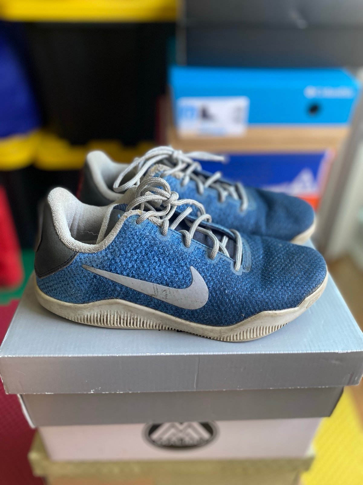 Kobe Boy Shoes for Boys Sizes 4 Mercari