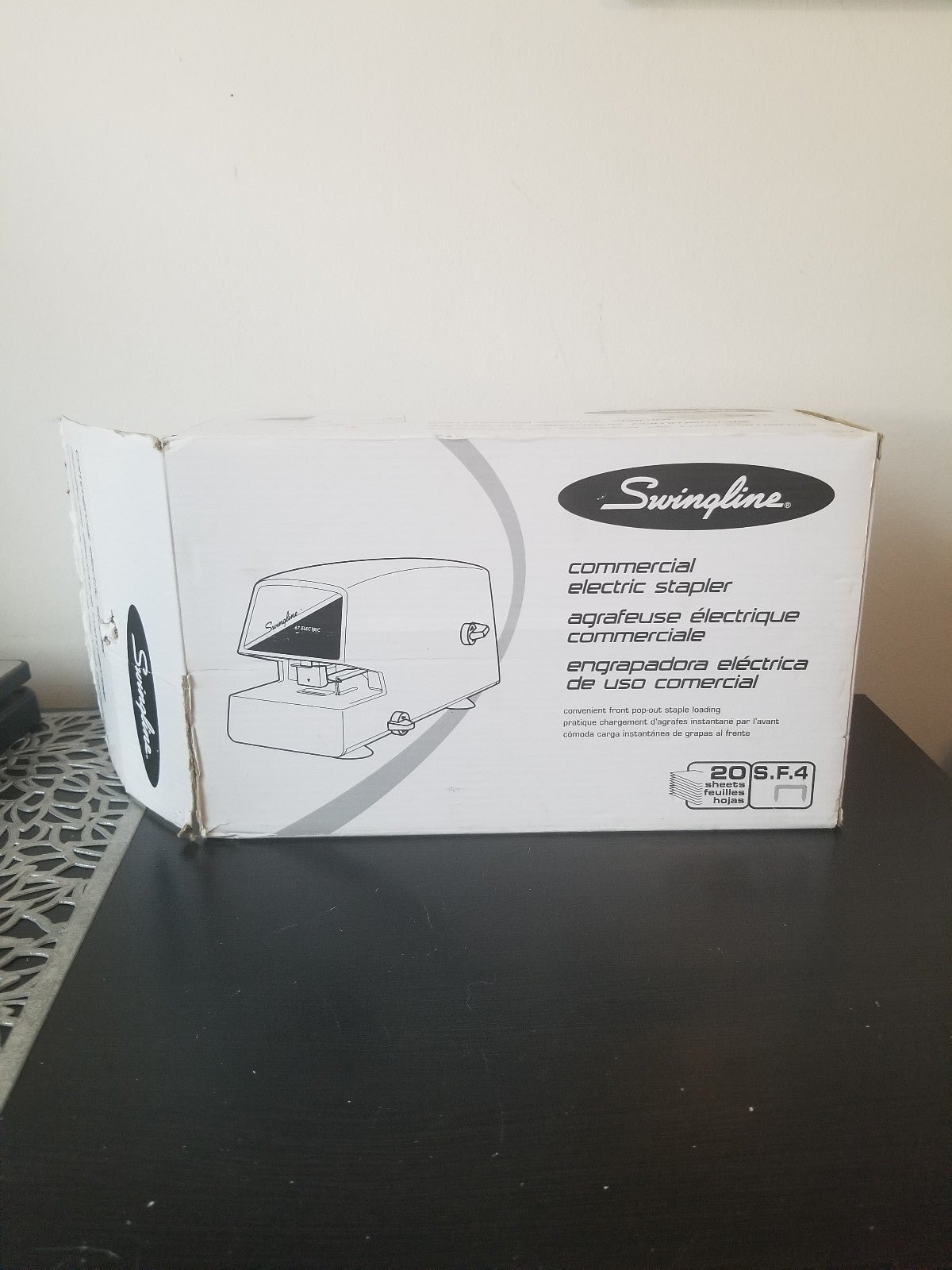 Swingline Model 67 Heavy Duty Commercial Electric Desktop Stapler.