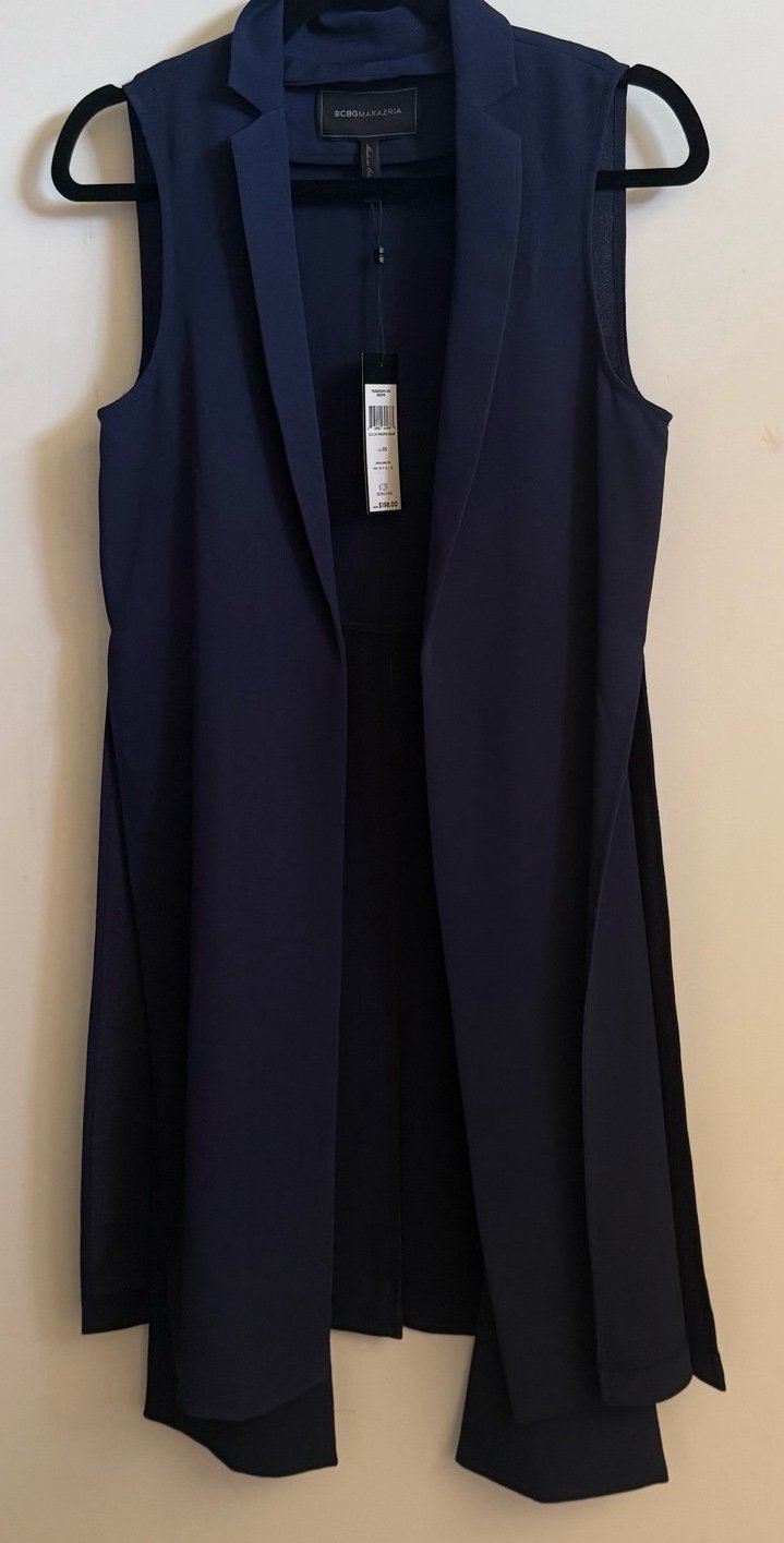 NWT BCBG / XS / Navy Long Vest / NWT