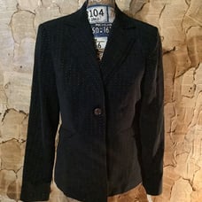 Signature by Larry Levine women’s pants suit size 8