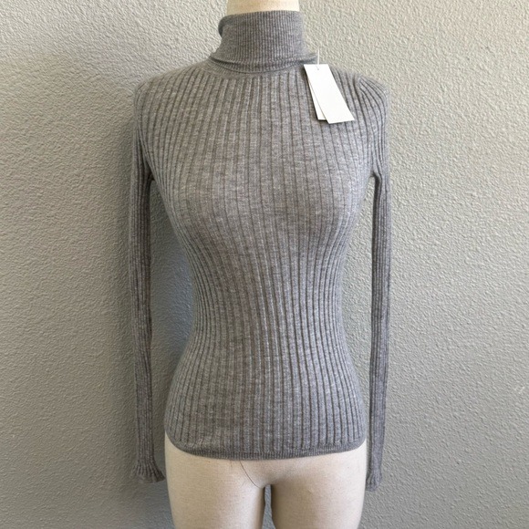 NWT Evelyn Grace 100% Cashmere Gray Ribbed Turtleneck Sweater 2ply