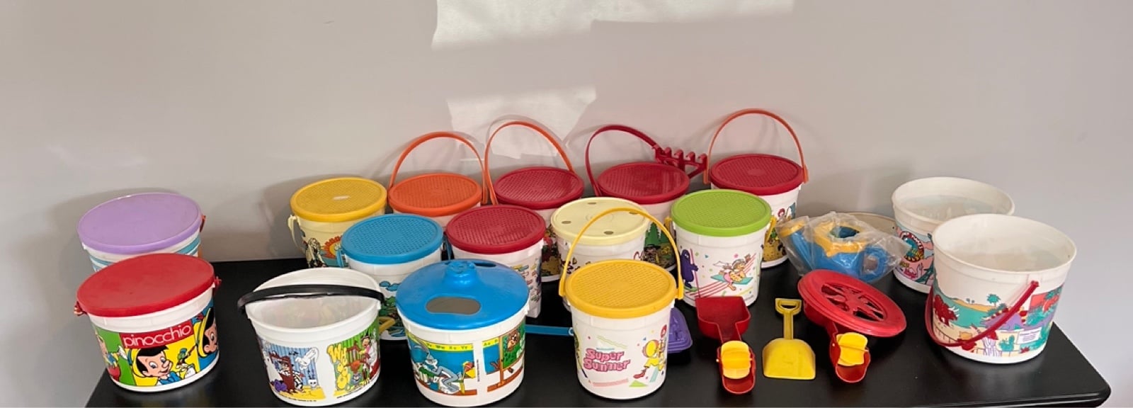 Vintage Lot of McDonald’s, Burger King & Arbys Happy Meal Buckets and Sand Toys