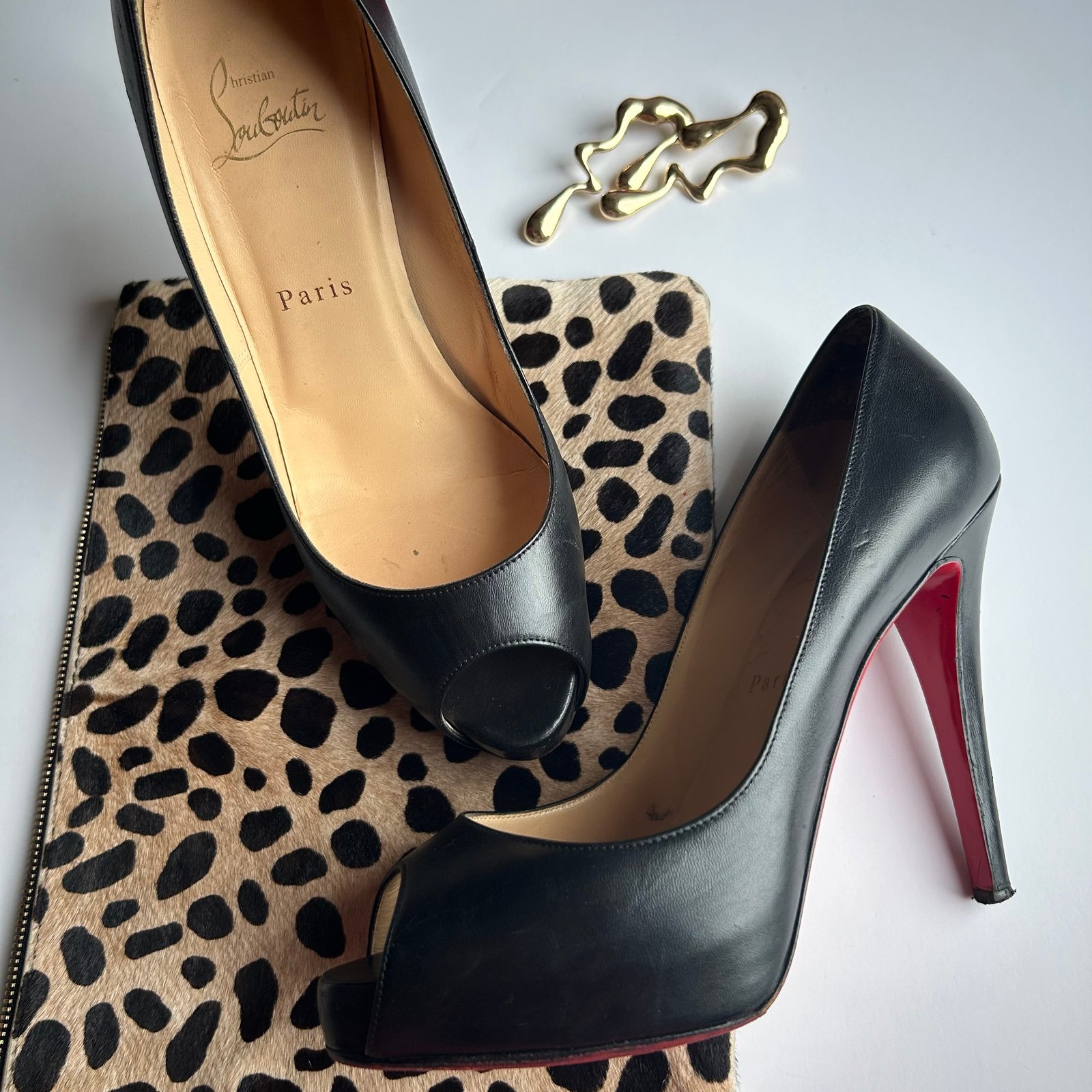 Christian Louboutin Black Pumps
