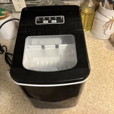 Antarctic Star ICE MAKER model HZB/12B 26lbs Portable Ice Cube Maker Works Good