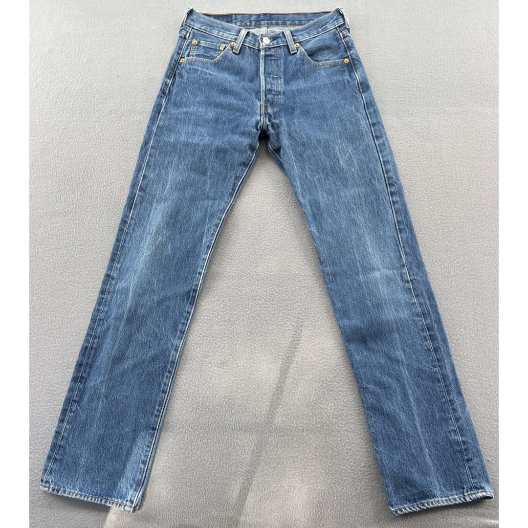 Levis 501 Jeans Mens Size 29x34 Medium Wash Button Fly Straight Leg