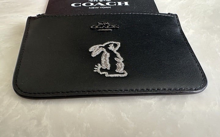 COACH X SELENA GOMEZ BLACK LEATHER BUNNY ZIP CARD CASE 39322