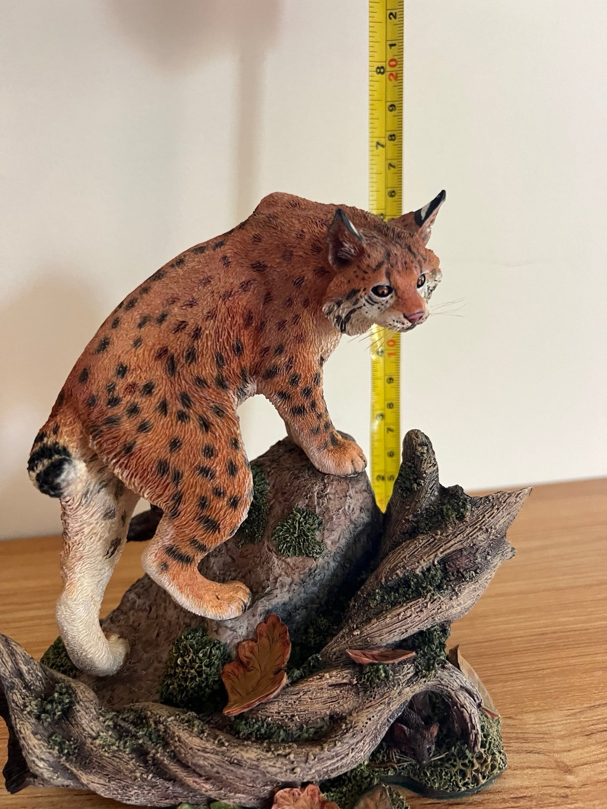 Figurine On the Prowl