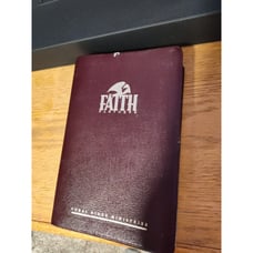 Coral Ridge NKJV Bible Thomas Nelson Brown Bonded Leather Giant Print USED