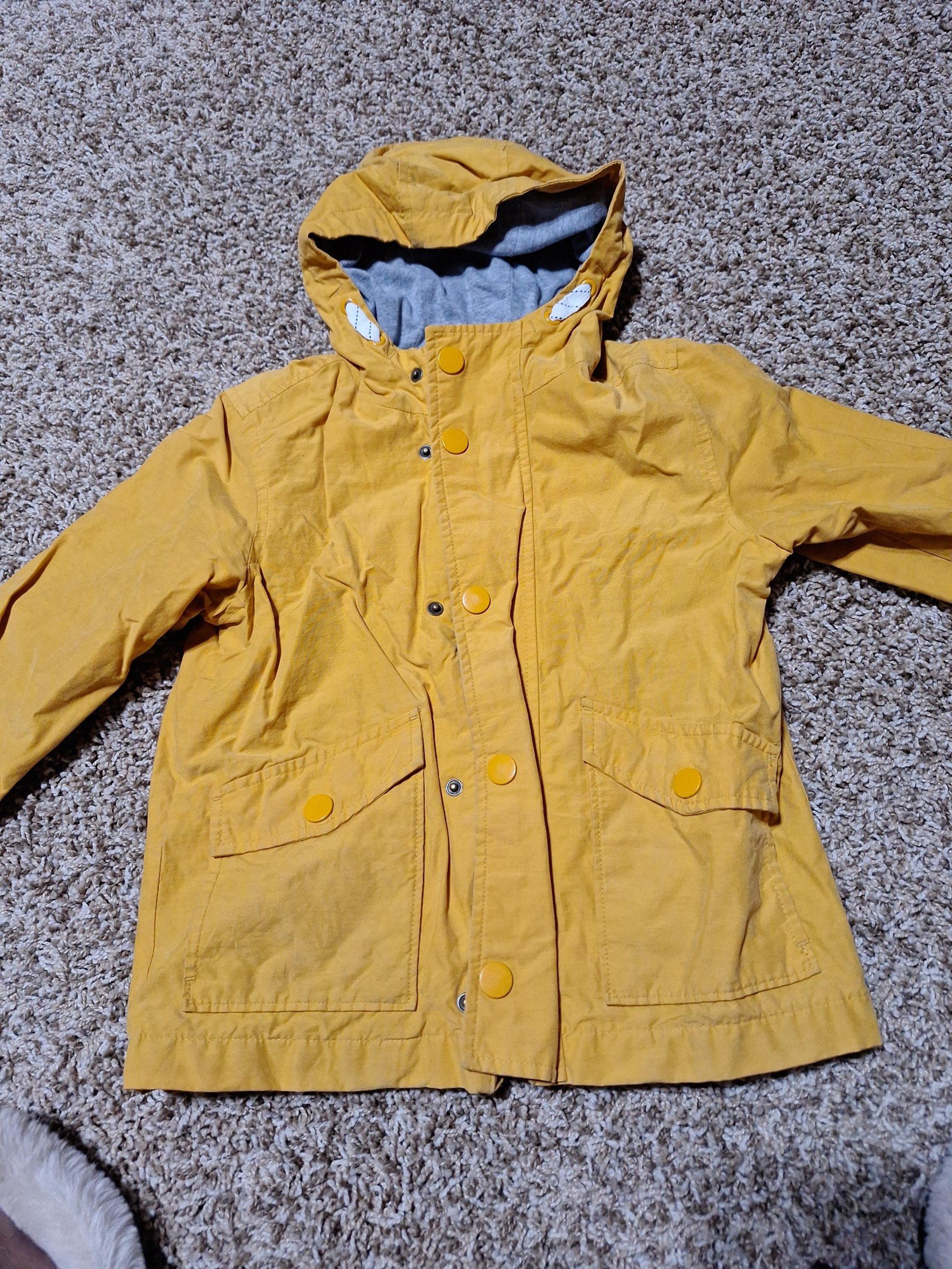 mustard yellow hooded jacket sz 5 - Old Navy