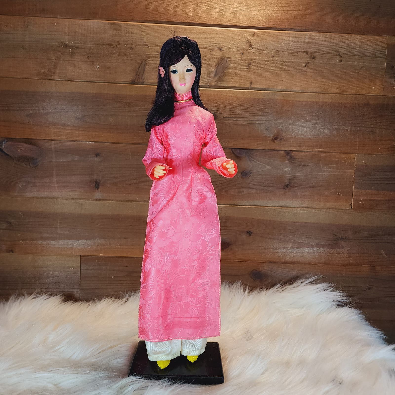Vietnamese Bupbe Bach Tuyet Doll Figurine Vintage 1960s