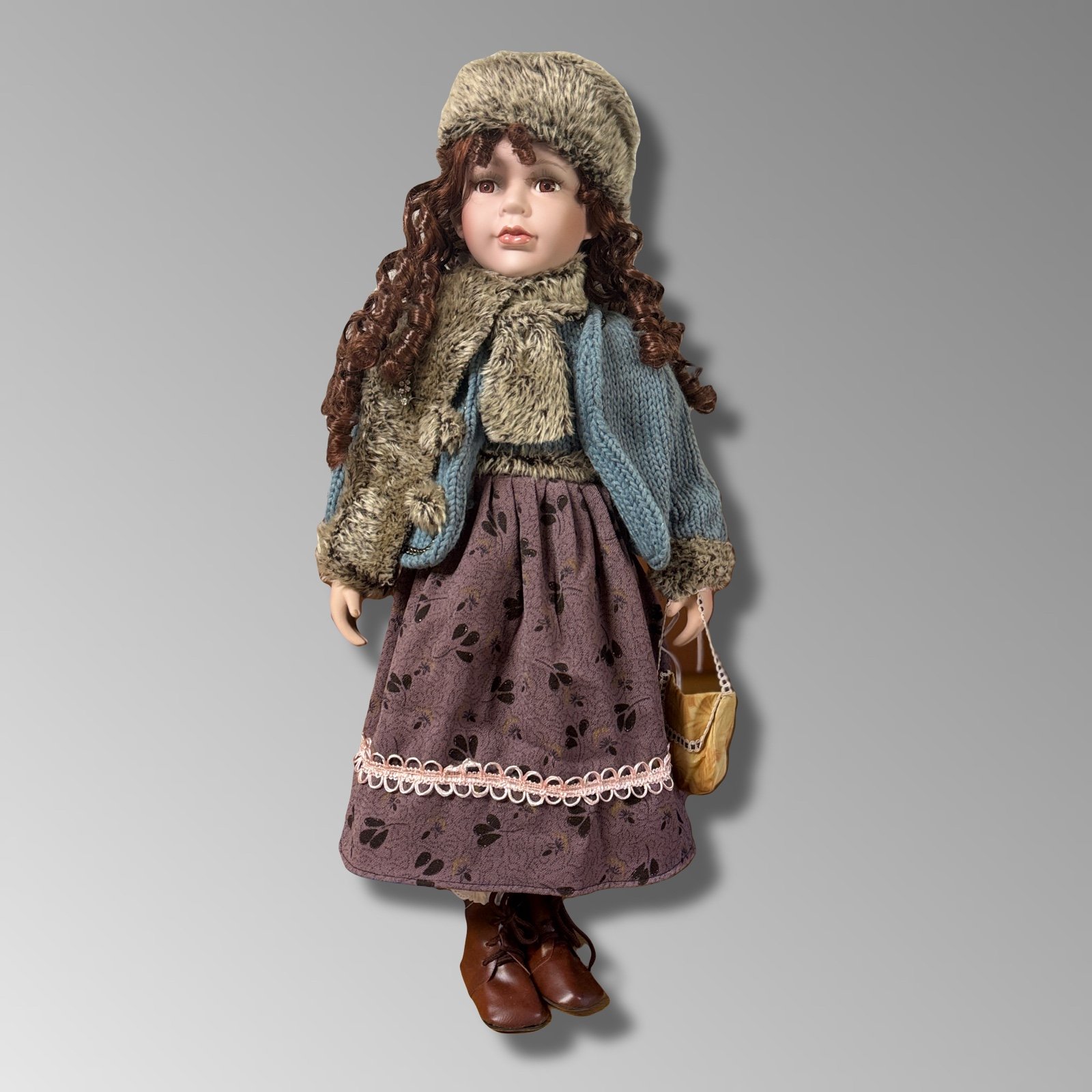 Ashley Belle Kamryn 25 Porcelain Doll Brown Hair & Eyes w/ Box