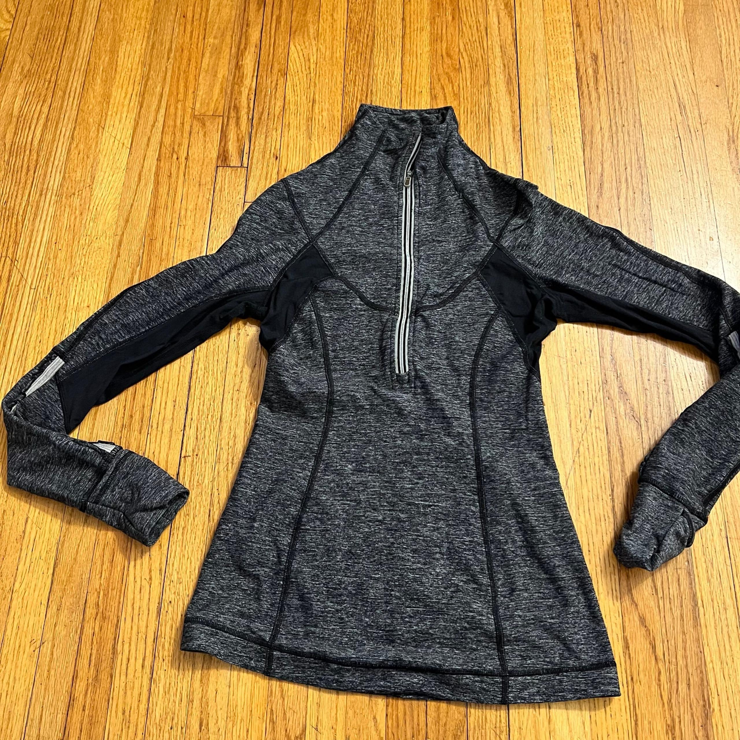 Lululemon Shirt Womens Small ? gray Half Zip Run Dash Ruffle