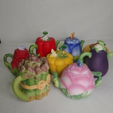 1995 avon collectible miniature teapot s