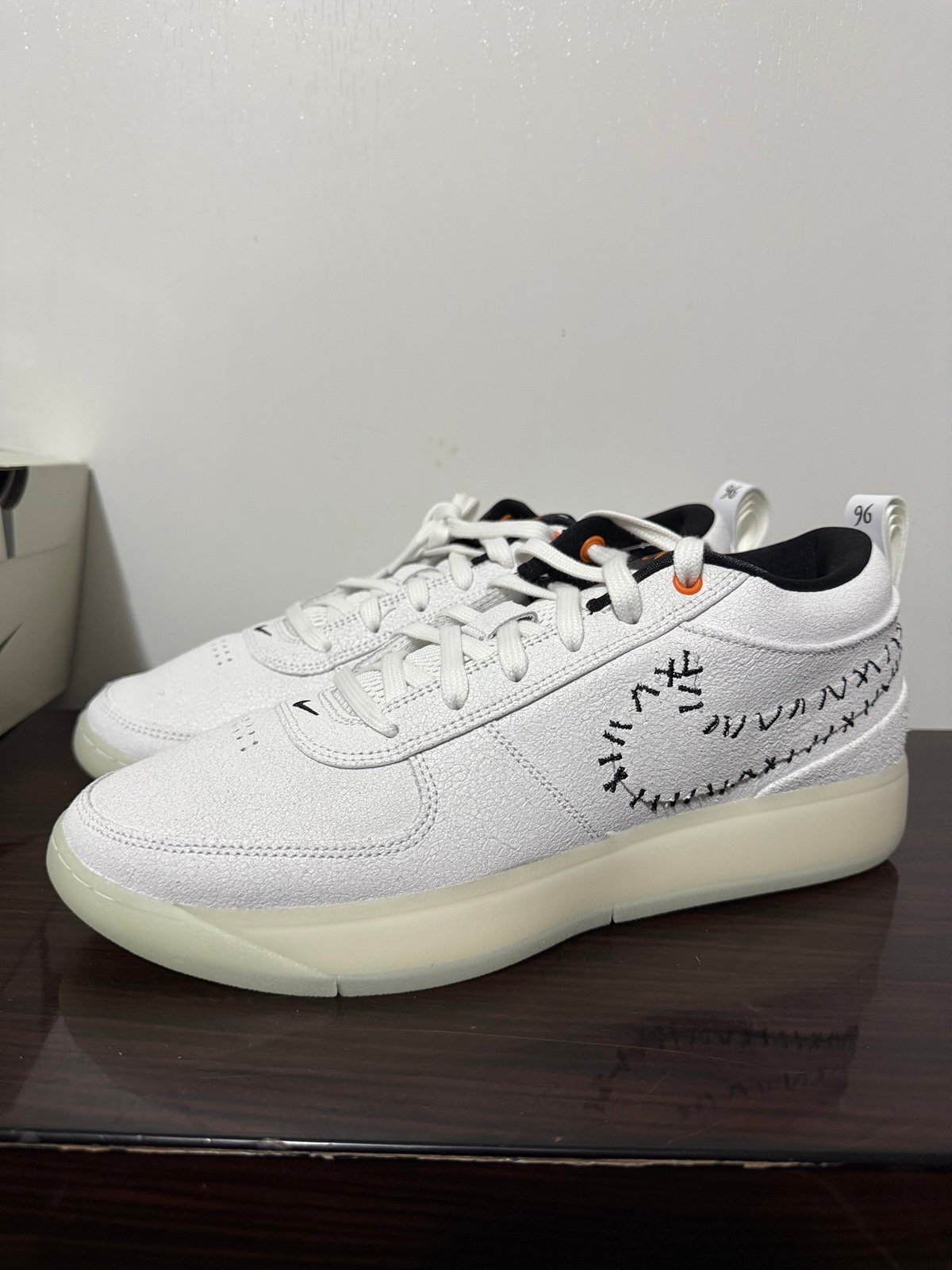 スニーカー Nike Book 1 Basketball Shoes FJ4249-102 Nike Book 1 Nightmare Before Christmas White Sneakers FJ4249