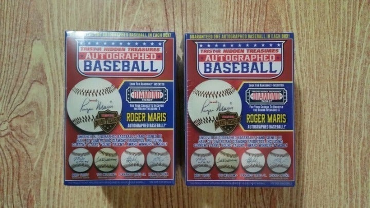 2x Series 12 Tristar Hidden Treasures Autographed Baseball Red Box