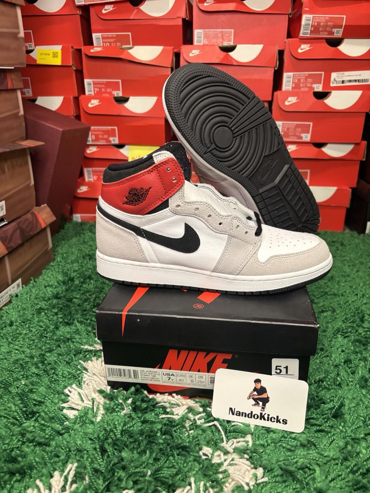 Nike Air Jordan 1 Retro High Light Smoke Grey Red 575441-126 Size 7Y NEW