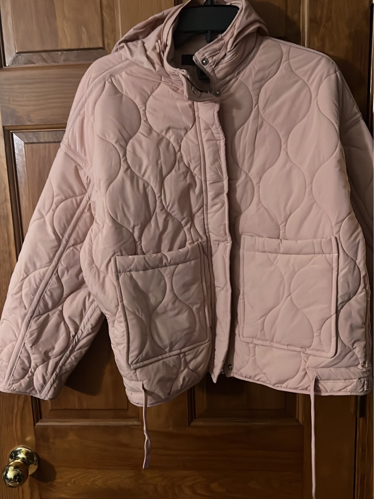 New Forever 21 Womens Puffer Crop Jacket M NWT