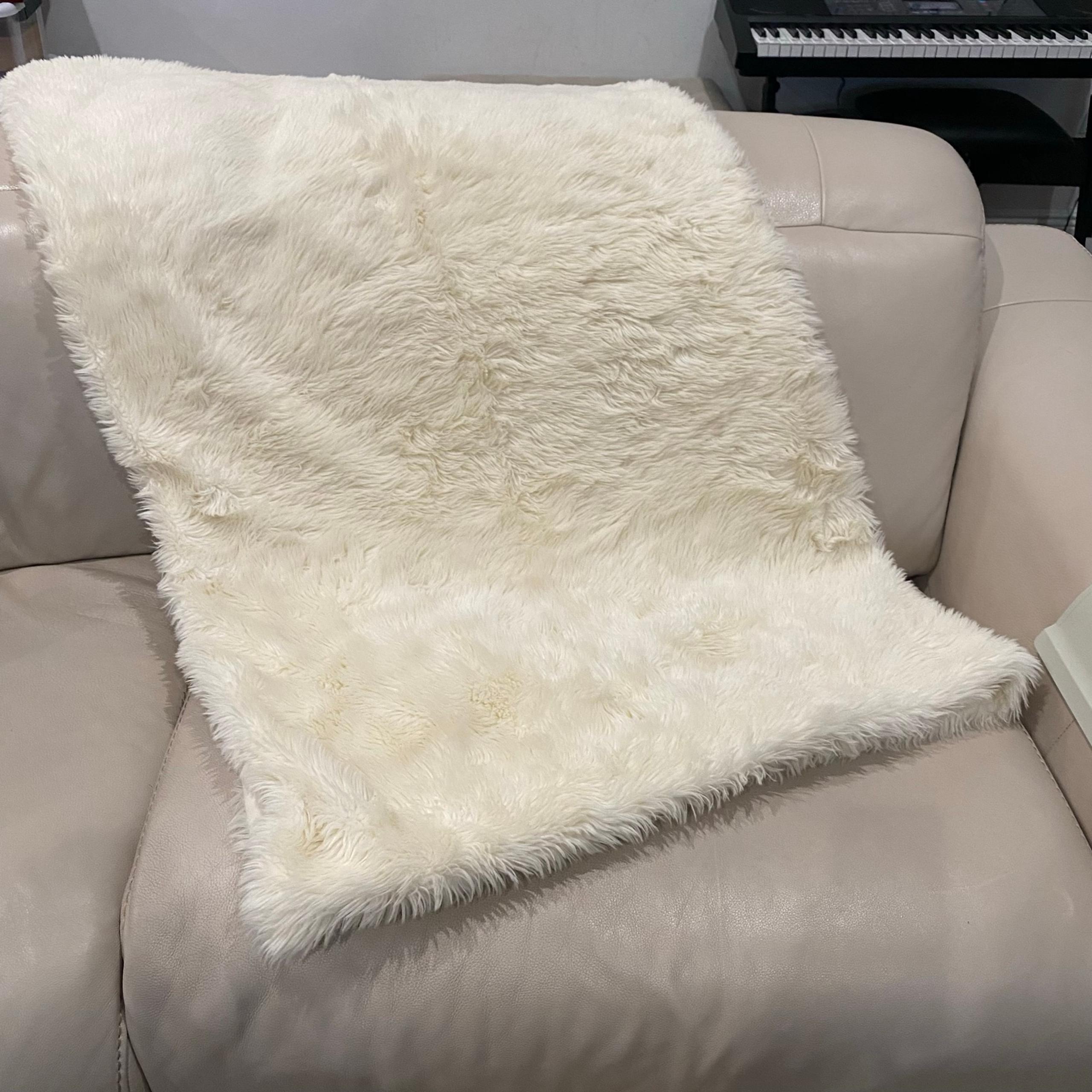 Threshold White Ivory Cream Faux Fur Throw Blanket