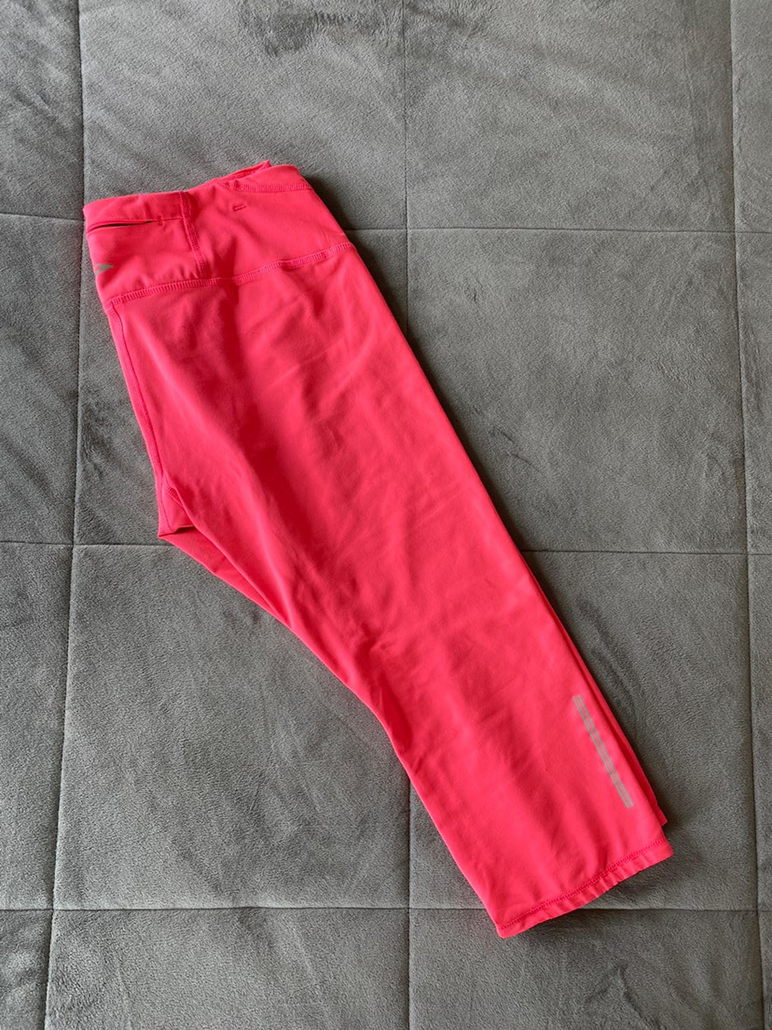 Brooks Running Capris Sz Large